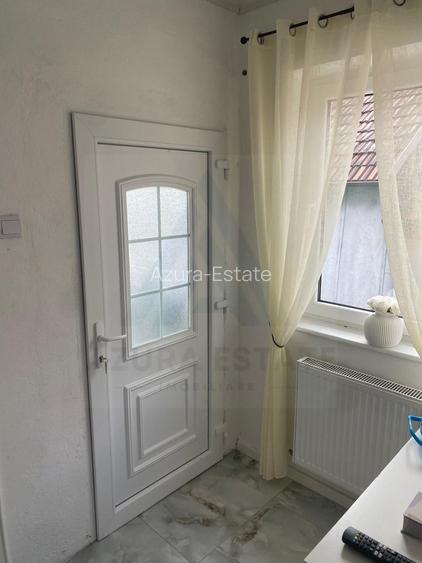 Casa renovata 250 mp utili si teren 935 mp in zona centrala Cisnadie - 10