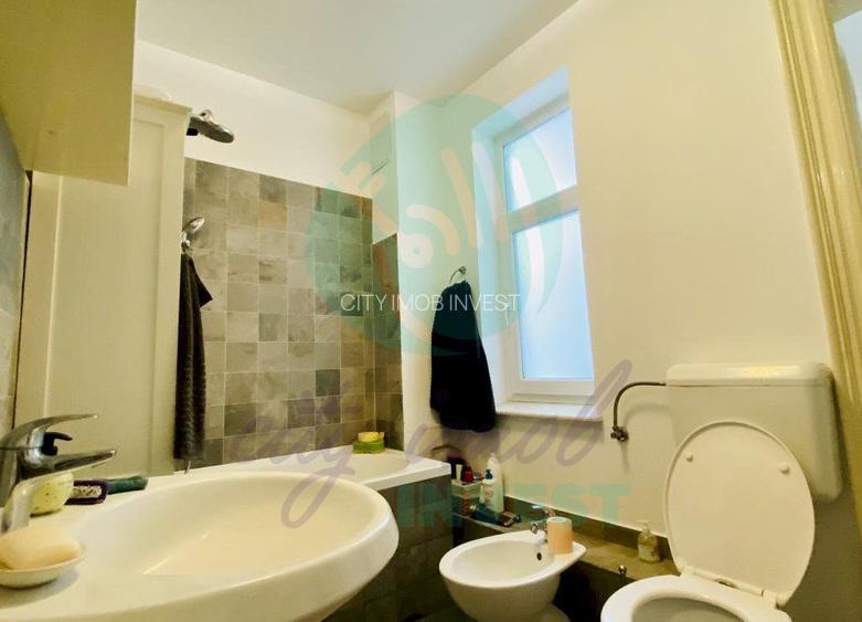 Casa cocheta cu gradina - 12