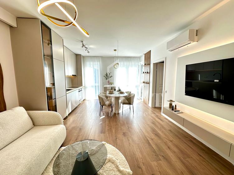 Apartament ultrafinisat | Etaj intermediar | Zona str Tineretului