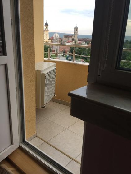 Apartament 4 camere, de preferat pentru inchiriere pe termen lung, 4 sau 3 cam.