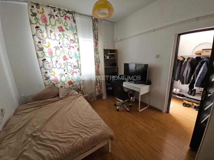 Casa cu 2 apartamente 3 cam | 140 mp | 3 Boxe +17mp | pod +45 mp | Decebal - 11