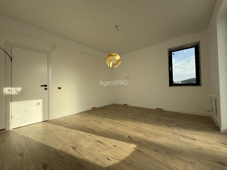 Vila Individuala Spatioasa P+1+M - 413mp teren - Aproape de DN1 - 14