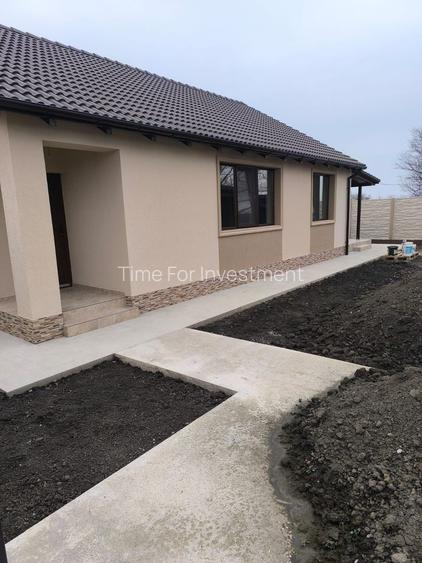 Casa Individuala Parter,Sanmihaiu Roman,3 Camere,Toate Utilitatile - 2