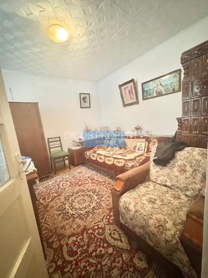 Casă de vânzare – Strada Mugurilor - 20