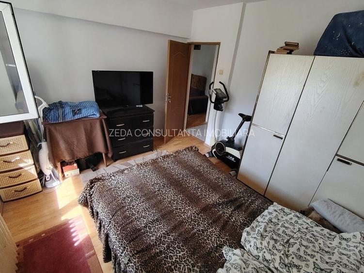 Apartament 4 camere-Metrou Brancoveanu - 10