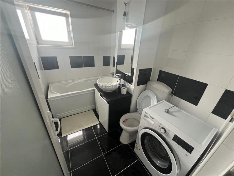 Apartament 2 camere, etaj 8, lift nou, zona Piata Unirii- scoala 9 - 10