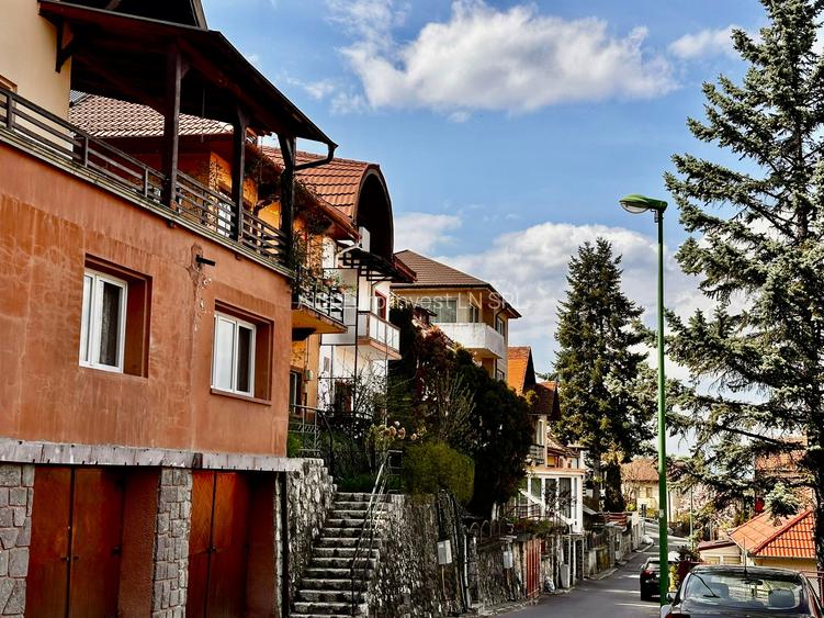 De inchiriat apartament la casa -Centru Istoric - 2