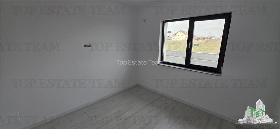 Vila individuala moderna cu 4 camere , 2 bai ,terasa 25mp, incalzire in pardosea - 15