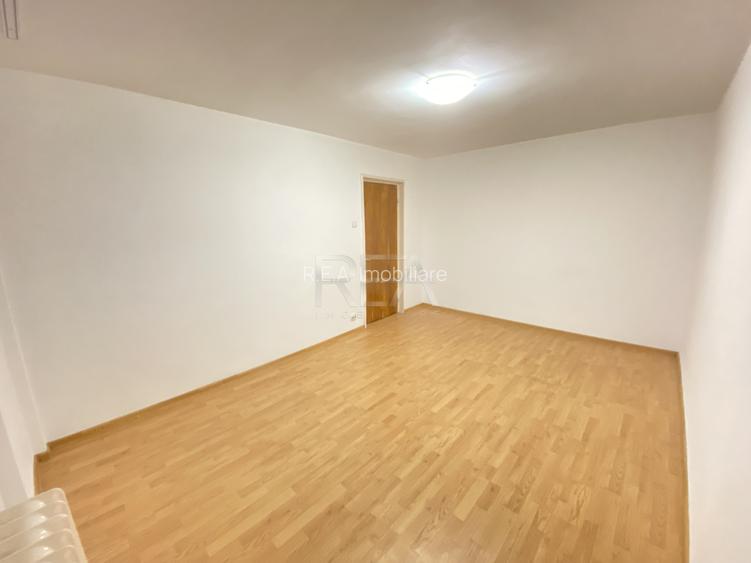 2 camere- Decomandat- Etaj intermediar-Bulevardul Brancoveanu - 2