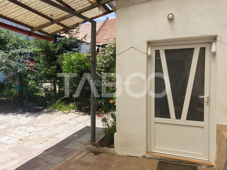 Casa 214 mp utili singur in curte 800 mp teren zona centrala Cisnadie - 26