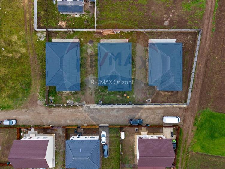Casă spațioasă de vânzare | 4 camere | 120 mp util - 500 mp teren - 24