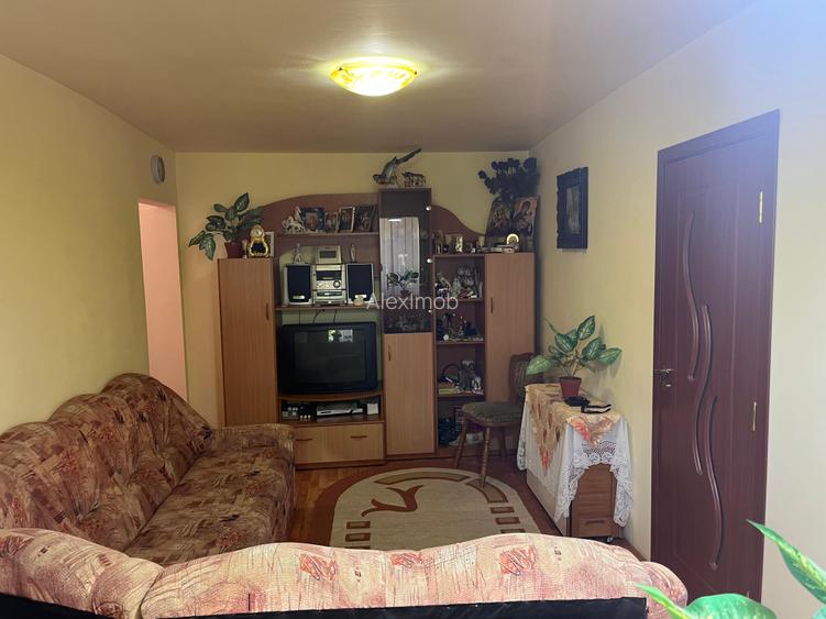 Vand apartament 2 camere/Dacia - 3