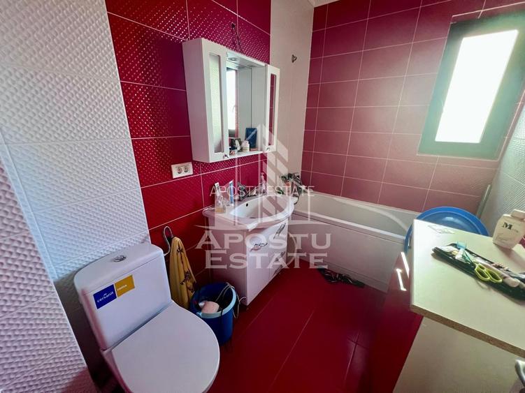 Apartament 2 camere, AC, centrala proprie, loc de parcare, Giroc - 9