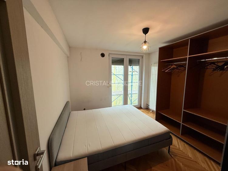 Apartament 4 camere decomandat, metrou 3 min, etaj 4/4, zonă liniștită Titan - 3