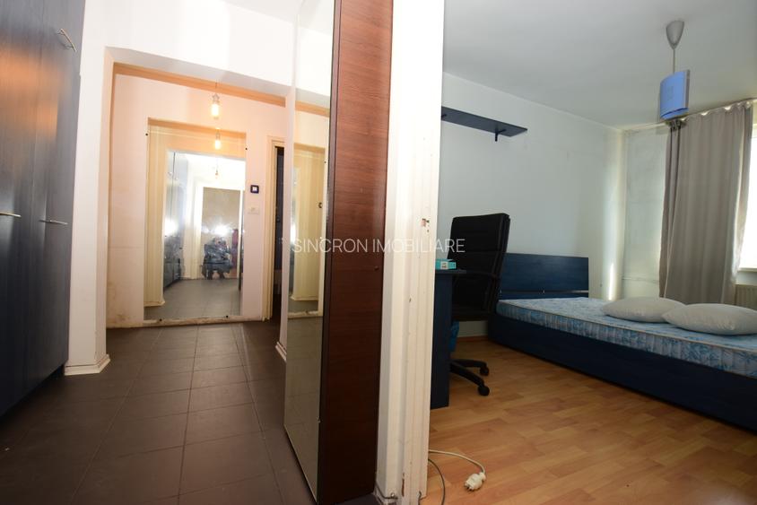 Decomandat, Ion Berindei - Doamna Ghica - 12