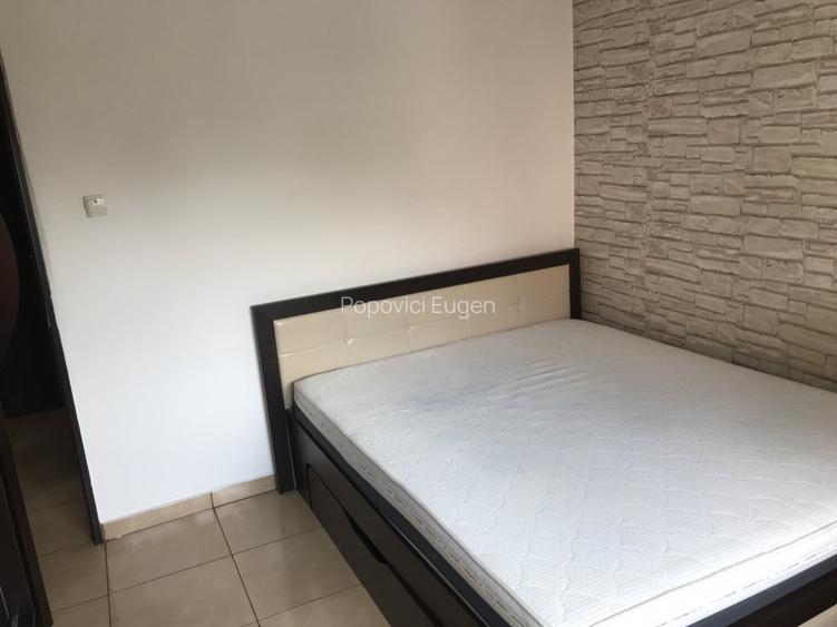 Proprietar, inchiriez apartament la primul etaj - 7