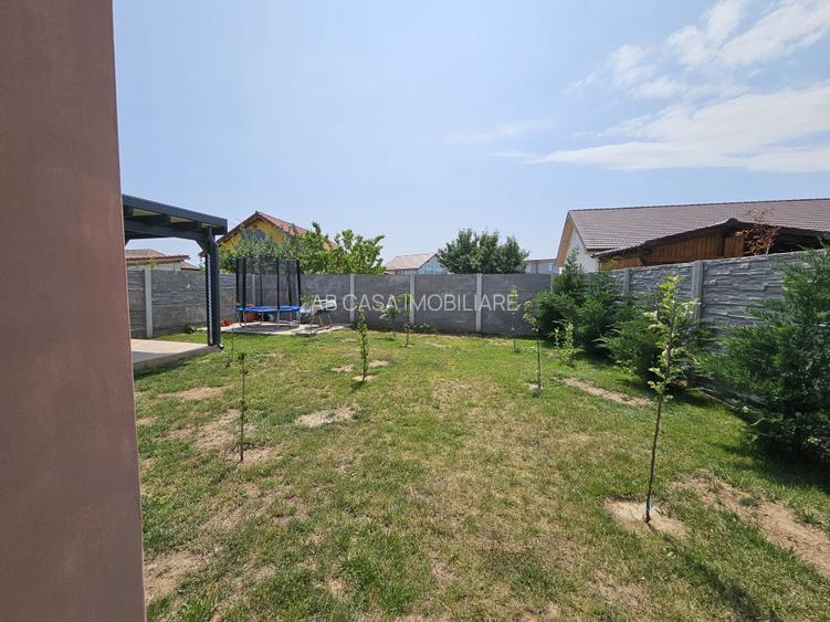 Duplex pe parter, deosebit, Sânandrei, lângă Timișoara, comision 0% - 30