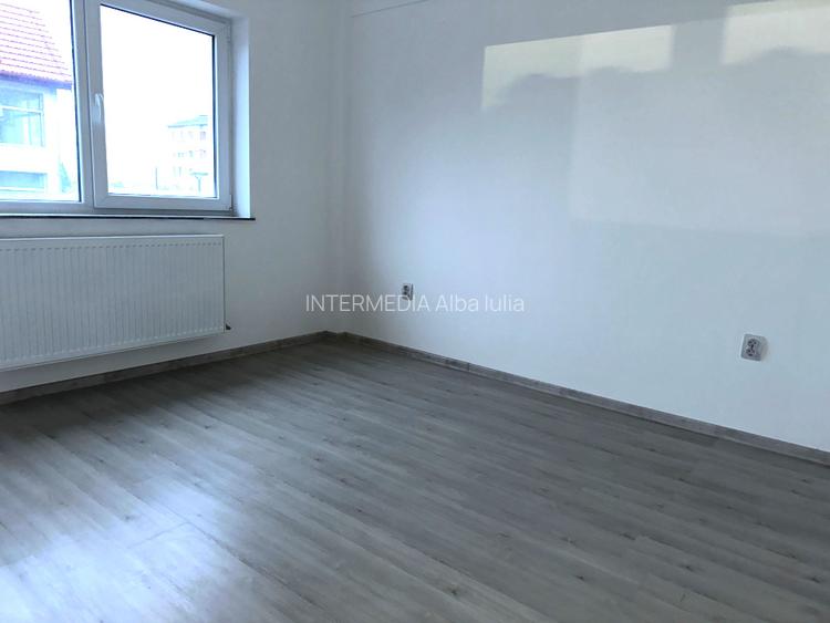 Apartament 3 camere 66 mp Bloc NOU Finisat Modern Balcon 2 locuri parcare Sebes - 7