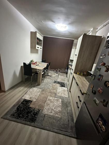 Apartament in zona  Eroilor,etaj intermediar - 6