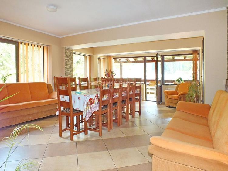 Pensiune turistica pozitionare ultracentrala - 8