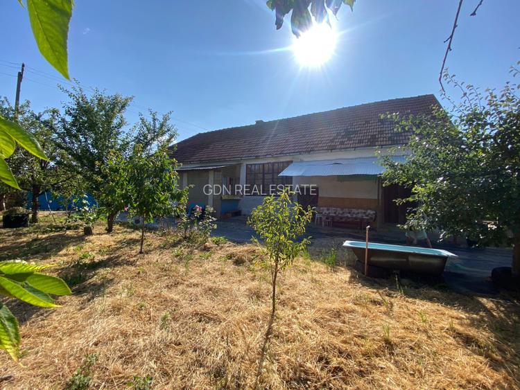 Casă de vacanță , 2 cam, teren 3.381 mp - 3