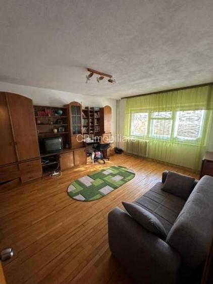 Apartament 4 camere Oltenitei Vacaresti - 2