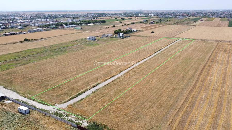 Teren Intravilan In Rate Com Berceni | utilitati: curent - gaz | #EG34 - 2