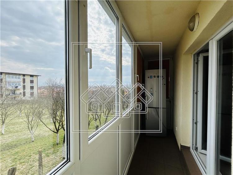 Apartament de vanzare in Sibiu - 2 camere, balcon, boxa - zona buna - 4