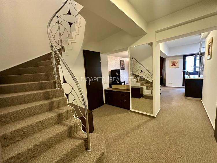 ULTRACENTRAL | DUPLEX SPECTACULOS | LÂNGĂ FÂNTÂNILE UNIRII - 16