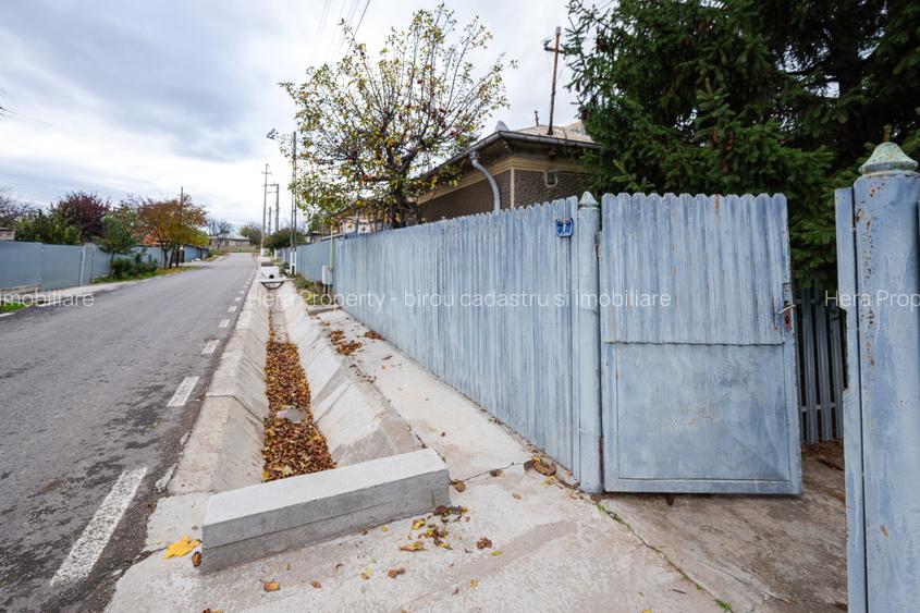 Gospodarie de vanzare in Tulucesti - 2