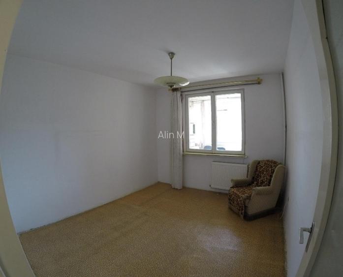 Apartament 3 camere luminos, orientare sudică – Bulevardul Griviței, Brașov - 10