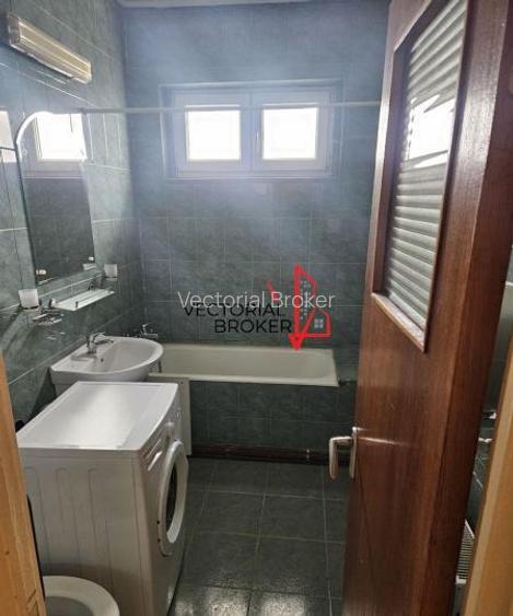 3 camere - 2 bai, 2 balcoane, centrala termica si boxa - Bd Ferdinand Parcul Ozo - 5