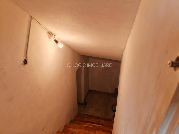 Casa 8 camere mobilata si utilata RASNOV - 21