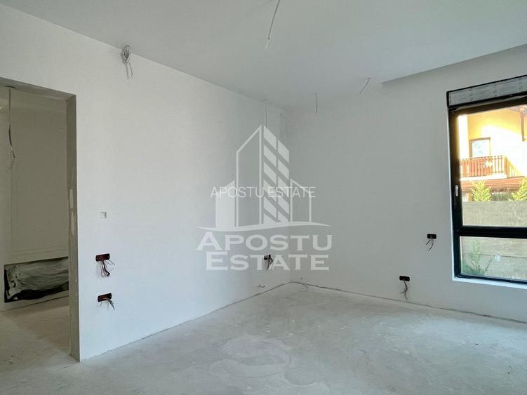 Duplex modern Chisoda stadiul la alb - 17