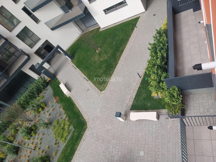 Apartament spatios cu 3 camere si geam la baie Estoria City - 5