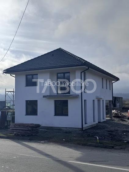 Casa individuala de vanzare 4 camere 300 mp teren Exterior Sibiu - 3
