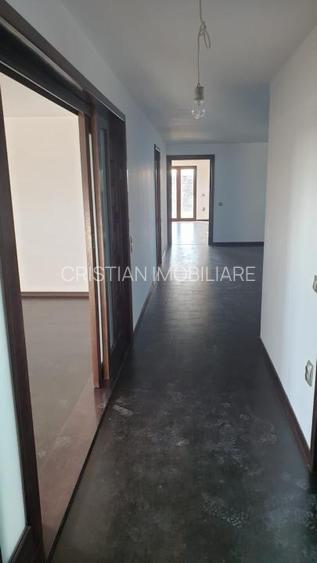 Super VILA P+1+ M, 310mp construiti Teren 470mp cu 12 deschidere Brailita - 13