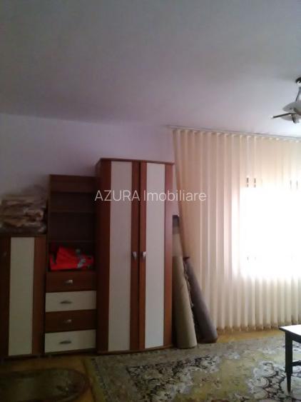 Casa 6 camere - cazare 14+10 persoane, Nord - 9