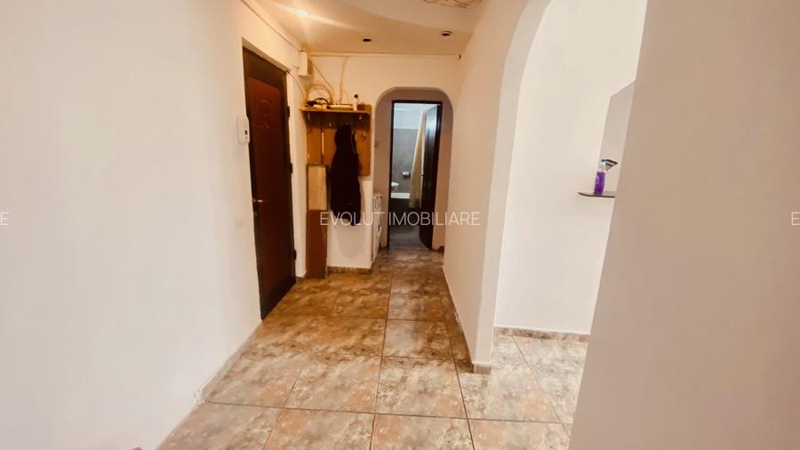 Apartament 2 Camere de Vânzare – Zona Dacia, Constanța - 2