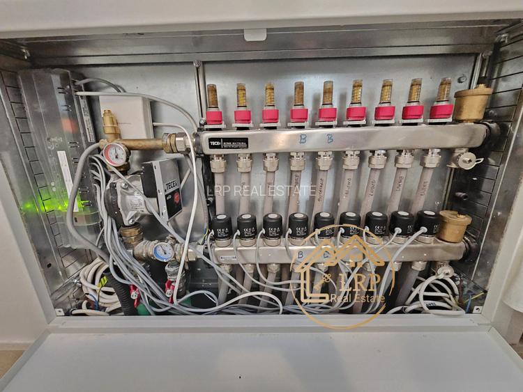 Buftea-Vila individuala 4 camere,3 bai, P+1E, 270mp utili, teren 990mp - 50