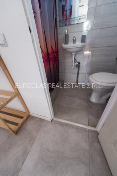 Exclusiv! Pensiune 6 camere - Vama Veche - Centru - 239.000 euro  (Cod E8) - 38