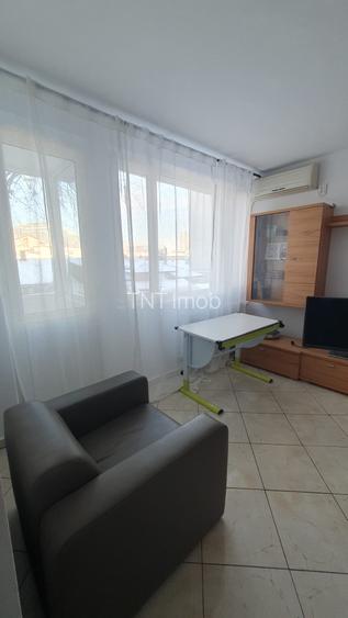 Apartament 2 camere | 2 min metrou 1 Mai | Anvelopat | Balcon | Etaj 1 - 4