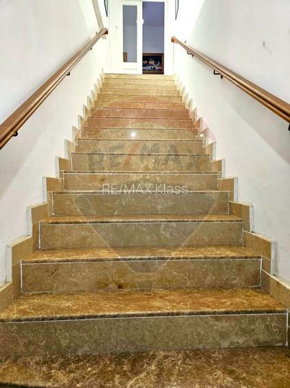 Casa 15 camere de vanzare zona Universitate + spatiu comercial parter - 12