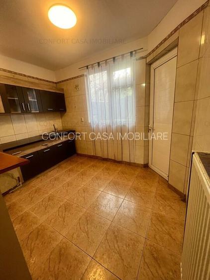 Calarasilor-Decebal, casa, 8 camere, P+2, - 14