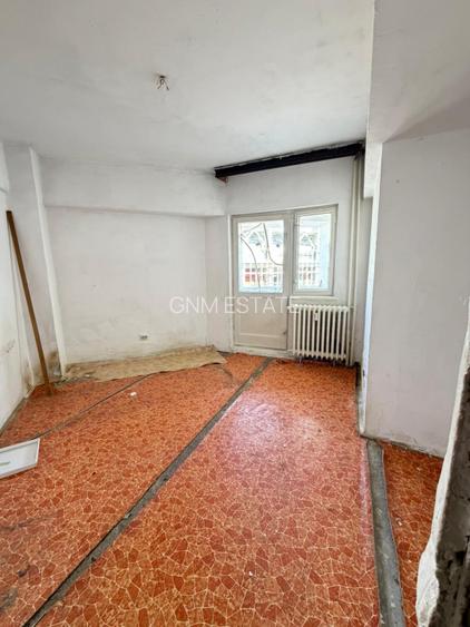 3 Camere et.4/10 An constructie 1989 Zona Crangasi - Stadionul Giulesti - 9