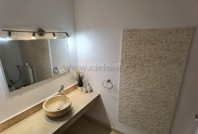 Vila cu Piscina in zona Porsche Romania - 12