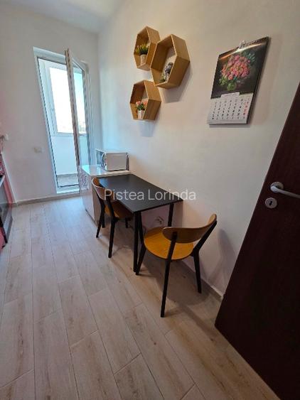 Vânzare apartament 3 camere plus loc de parcare si boxa - 4