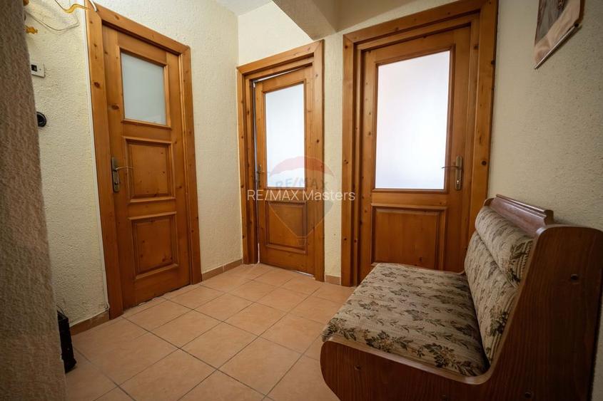 Apartament cu 4 camere de vânzare în zona Central - 7