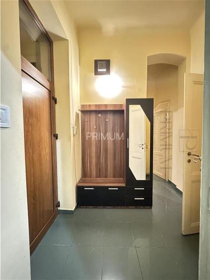 MEDICINA - 2 CAMERE - DECOMANDAT - SPATIOS - ETAJ 1 - CLADIRE ISTORICA - 8