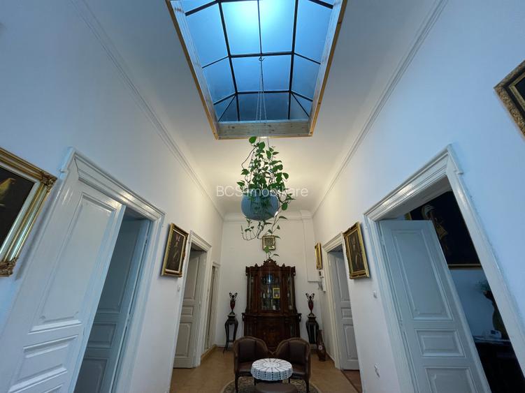 Apartament spectaculos de 4 camere într-o vilă cu farmec istoric, Victoriei - 5